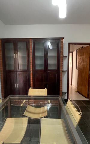 Casa à venda com 200m², 3 quartos e 2 vagas Casa à venda com 200m², 3 quartos e 2 vagasSala de Jantar