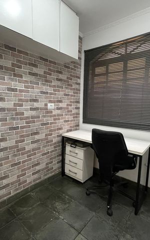 Casa à venda com 200m², 3 quartos e 2 vagas Casa à venda com 200m², 3 quartos e 2 vagasEscritório