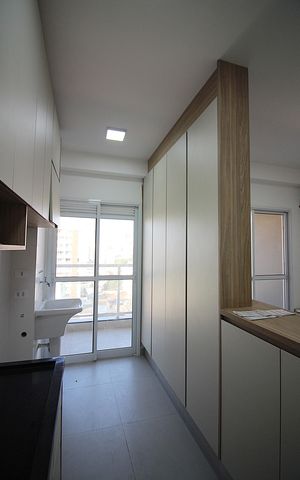 Apartamento à venda com 55m², 2 quartos e 1 vagaCozinha e Área de Serviço