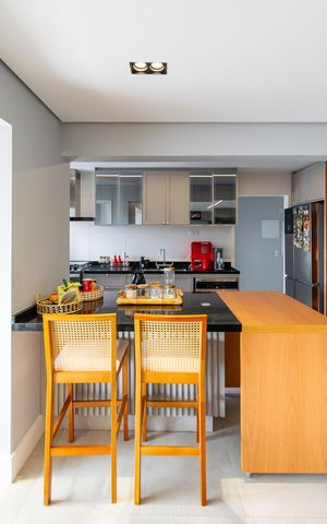 Apartamento à venda com 240m², 3 quartos e 3 vagas Apartamento à venda com 240m², 3 quartos e 3 vagasCozinha