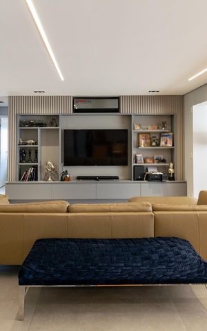 Apartamento à venda com 240m², 3 quartos e 3 vagas Apartamento à venda com 240m², 3 quartos e 3 vagasSala