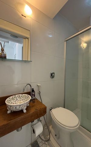 Apartamento para alugar com 75m², 2 quartos e sem vaga Apartamento para alugar com 75m², 2 quartos e sem vagaBanheiro social