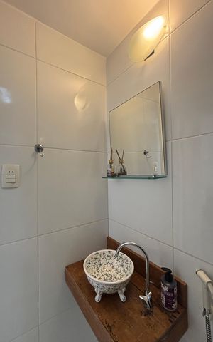 Apartamento para alugar com 75m², 2 quartos e sem vaga Apartamento para alugar com 75m², 2 quartos e sem vagaBanheiro social