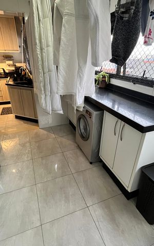 Apartamento à venda com 189m², 4 quartos e 4 vagasLavanderia