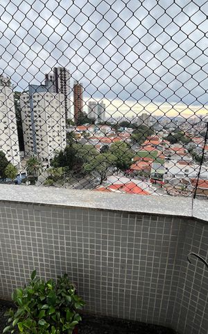 Apartamento à venda com 189m², 4 quartos e 4 vagasVaranda Quarto Suíte 4