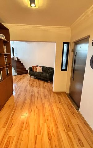 Apartamento à venda com 189m², 4 quartos e 4 vagasSala