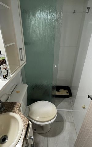 Apartamento à venda com 189m², 4 quartos e 4 vagasBanheiro de serviço