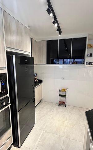 Apartamento à venda com 189m², 4 quartos e 4 vagasCozinha