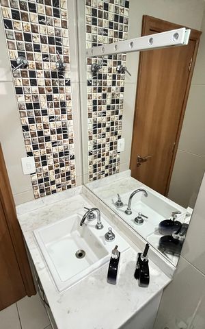 Apartamento à venda com 189m², 4 quartos e 4 vagasBanheiro