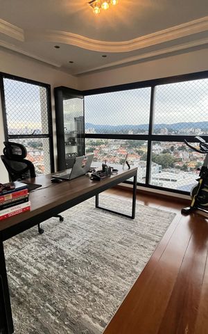 Apartamento à venda com 189m², 4 quartos e 4 vagasSala