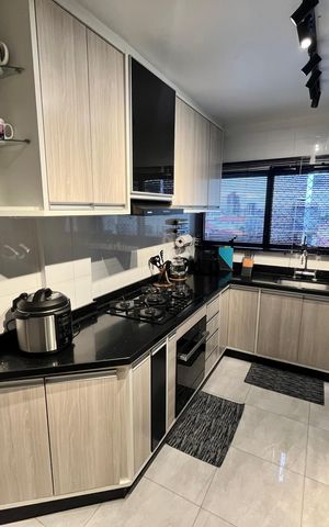 Apartamento à venda com 189m², 4 quartos e 4 vagasCozinha