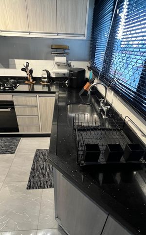 Apartamento à venda com 189m², 4 quartos e 4 vagasCozinha
