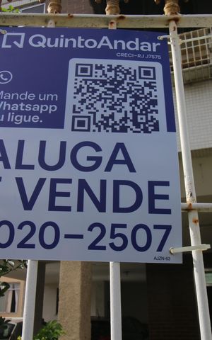 Apartamento à venda com 125m², 2 quartos e 2 vagasPlaca