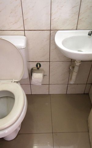 Apartamento à venda com 125m², 2 quartos e 2 vagasBanheiro de serviço