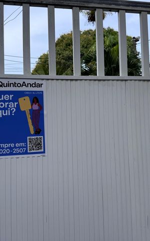 Casa de condomínio à venda com 280m², 4 quartos e 3 vagasPlaquinha Quinto Andar