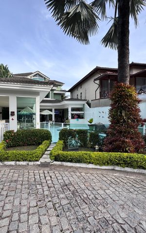 Casa de condomínio à venda com 280m², 4 quartos e 3 vagasÁrea comum