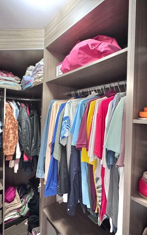 Casa de condomínio à venda com 280m², 4 quartos e 3 vagasSuíte master - closet
