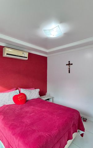 Casa de condomínio à venda com 280m², 4 quartos e 3 vagasSuíte Master