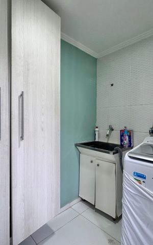 Casa de condomínio à venda com 280m², 4 quartos e 3 vagasÁrea de Serviço