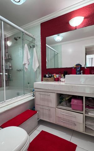 Casa de condomínio à venda com 280m², 4 quartos e 3 vagasSuíte master - banheiro