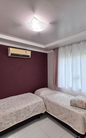 Casa de condomínio à venda com 280m², 4 quartos e 3 vagasSuite 3 (canadense)