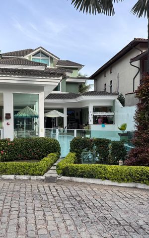 Casa de condomínio à venda com 280m², 4 quartos e 3 vagasÁrea comum