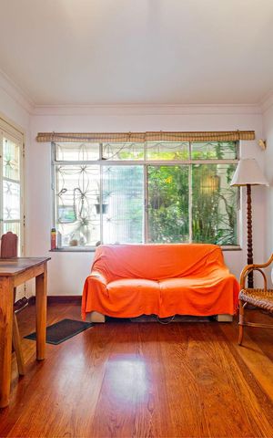 Casa à venda com 145m², 2 quartos e 1 vaga Casa à venda com 145m², 2 quartos e 1 vagaSala de Estar
