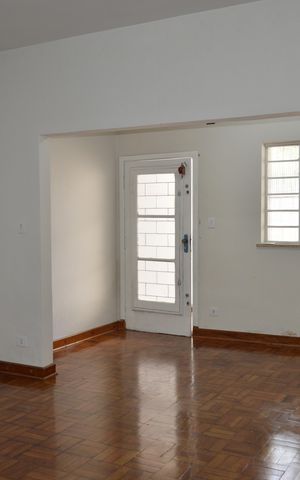 Casa à venda com 155m², 3 quartos e 1 vagaSala