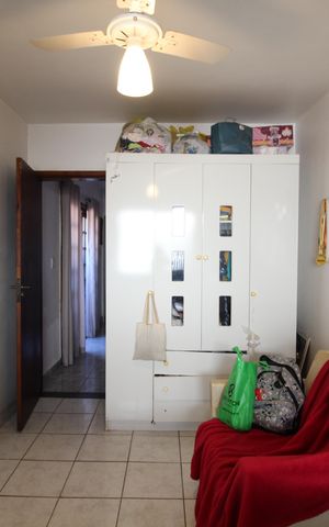 Casa de condomínio à venda com 374m², 4 quartos e 2 vagasCasa 1: Quarto 1