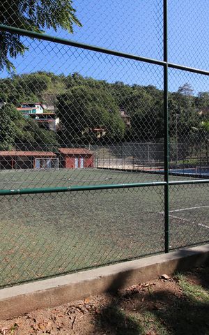 Casa de condomínio à venda com 374m², 4 quartos e 2 vagasCampo de Futebol
