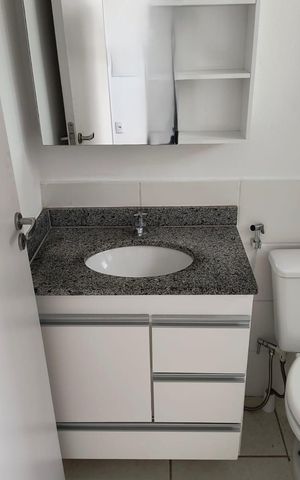 Apartamento à venda com 54m², 2 quartos e 1 vaga Apartamento à venda com 54m², 2 quartos e 1 vagaBanheiro