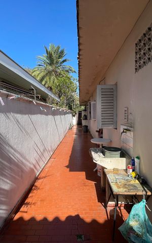 Casa à venda com 367m², 3 quartos e 4 vagas Casa à venda com 367m², 3 quartos e 4 vagasÁrea comum