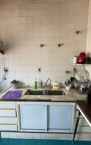 Casa à venda com 367m², 3 quartos e 4 vagas Casa à venda com 367m², 3 quartos e 4 vagasCozinha