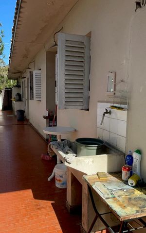 Casa à venda com 367m², 3 quartos e 4 vagas Casa à venda com 367m², 3 quartos e 4 vagasÁrea de Serviço
