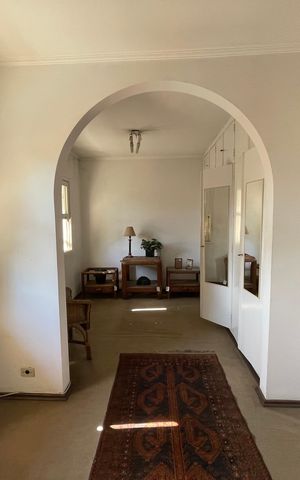 Casa à venda com 367m², 3 quartos e 4 vagas Casa à venda com 367m², 3 quartos e 4 vagasQuarto 3
