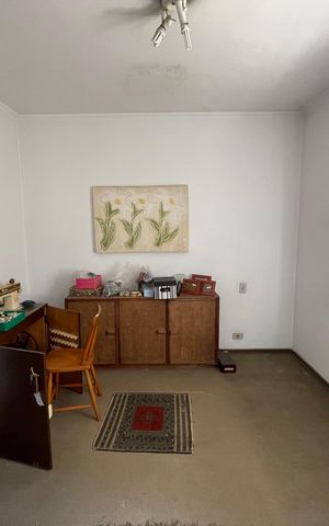 Casa à venda com 367m², 3 quartos e 4 vagas Casa à venda com 367m², 3 quartos e 4 vagasQuarto 3