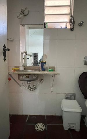 Casa à venda com 367m², 3 quartos e 4 vagas Casa à venda com 367m², 3 quartos e 4 vagasBanheiro 4