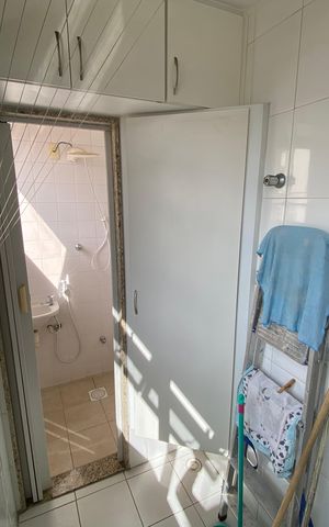 Apartamento à venda com 94m², 3 quartos e 2 vagas Apartamento à venda com 94m², 3 quartos e 2 vagasÁrea de Serviço