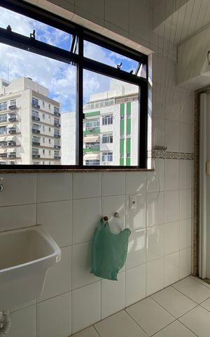 Apartamento à venda com 94m², 3 quartos e 2 vagas Apartamento à venda com 94m², 3 quartos e 2 vagasÁrea de Serviço