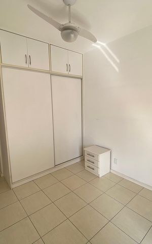 Apartamento à venda com 94m², 3 quartos e 2 vagas Apartamento à venda com 94m², 3 quartos e 2 vagasSuíte