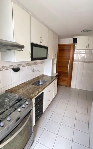 Apartamento à venda com 94m², 3 quartos e 2 vagas Apartamento à venda com 94m², 3 quartos e 2 vagasCozinha