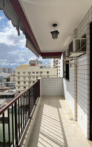 Apartamento à venda com 94m², 3 quartos e 2 vagas Apartamento à venda com 94m², 3 quartos e 2 vagasVaranda