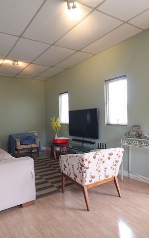 Casa à venda com 348m², 3 quartos e 12 vagasCasa 2 - Sala