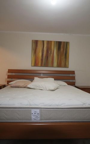 Casa à venda com 348m², 3 quartos e 12 vagasCasa 1 - Quarto 1 suíte