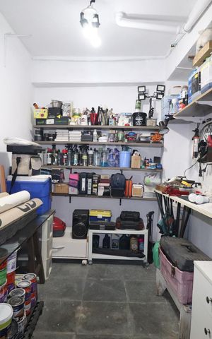 Casa à venda com 348m², 3 quartos e 12 vagasDepósito