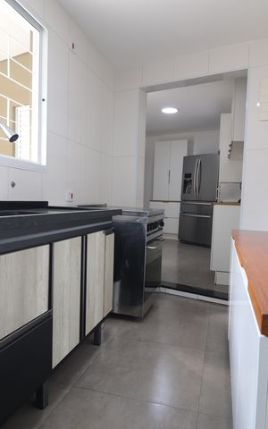 Casa à venda com 348m², 3 quartos e 12 vagasCasa 1 - Cozinha