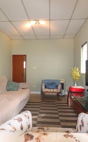 Casa à venda com 348m², 3 quartos e 12 vagasCasa 2 - Sala