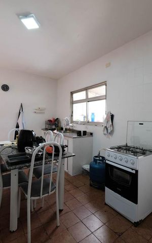 Casa à venda com 237m², 4 quartos e 1 vagaCozinha