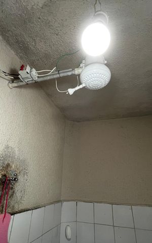 Casa à venda com 400m², 3 quartos e 2 vagasBanheiro Social