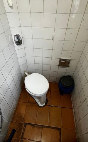 Casa à venda com 400m², 3 quartos e 2 vagasBanheiro Social